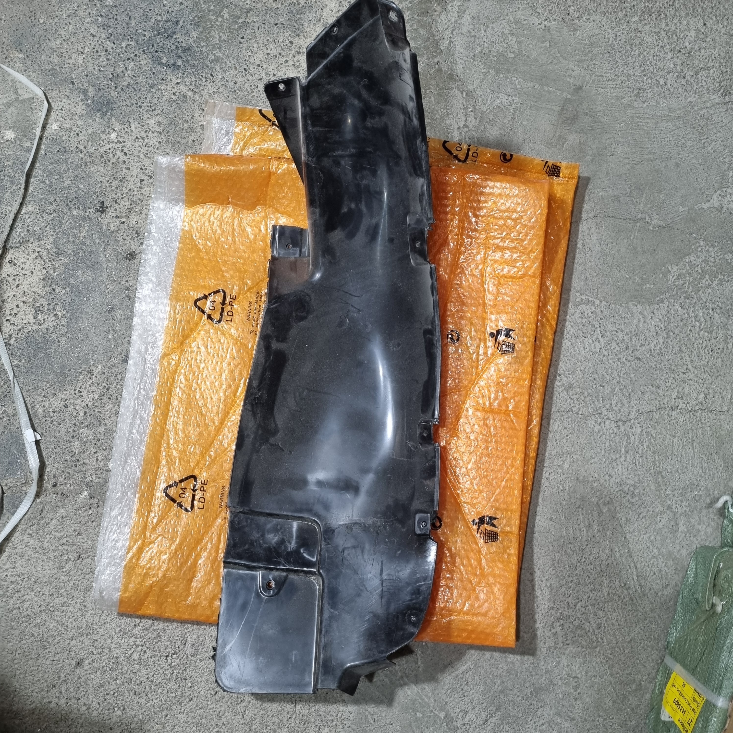 شلگیر عقبی چرخ جلو برلیانس 330
