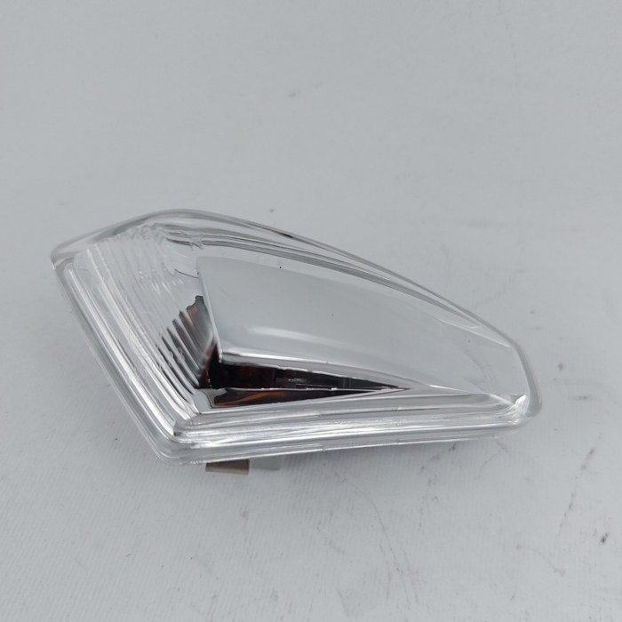 چراغ راهنمای روی آینه برلیانس 220